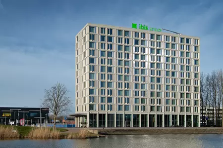 Hotel Ibis Ahoy buitenzijde