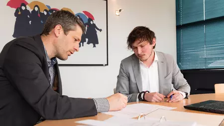Overleg aan tafel