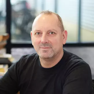 Bas van den Aker