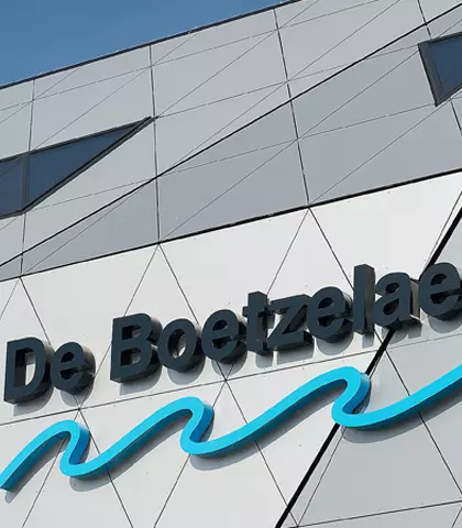 Zwembad De Boetzelaer