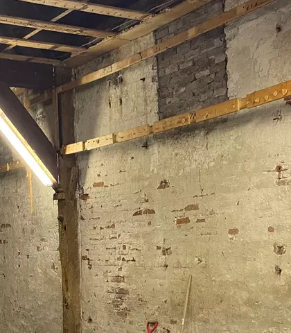 Monumentale schuur - binnenzijde vóór renovatie